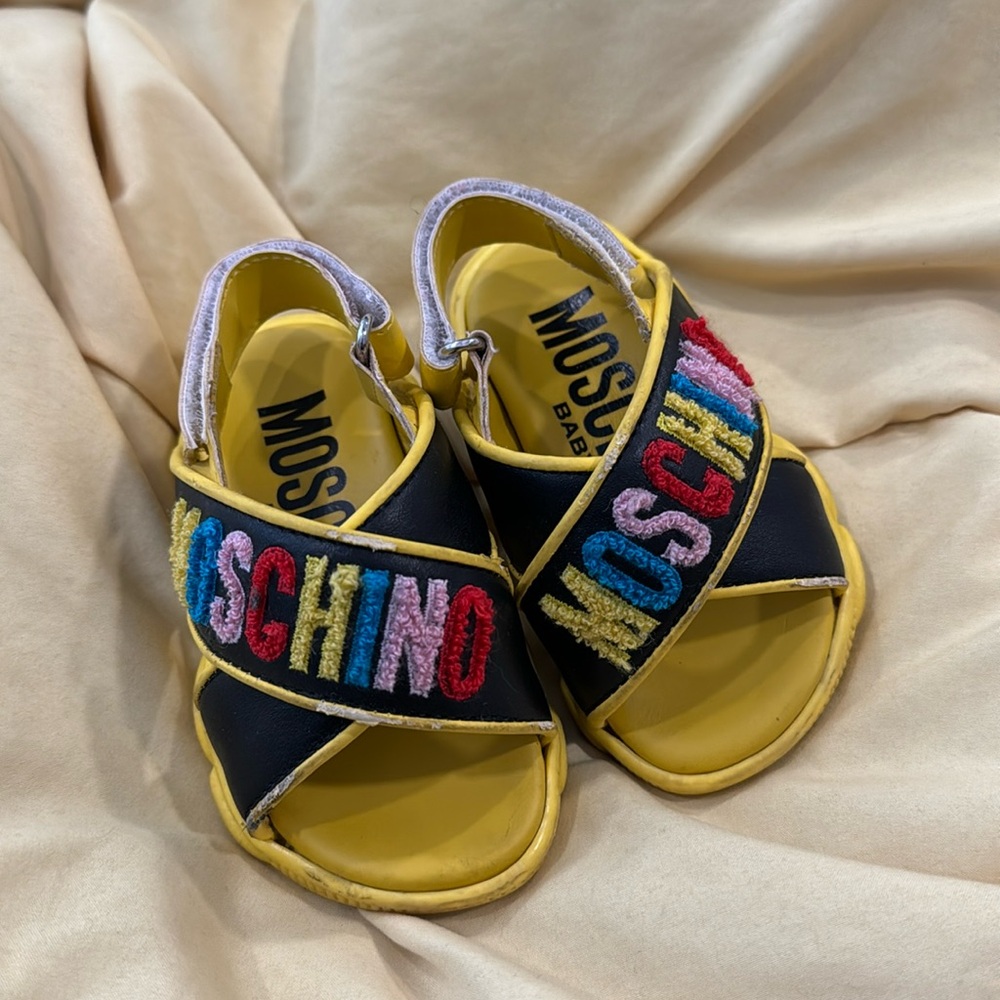 Moschino Kids Yellow and Black Sandals